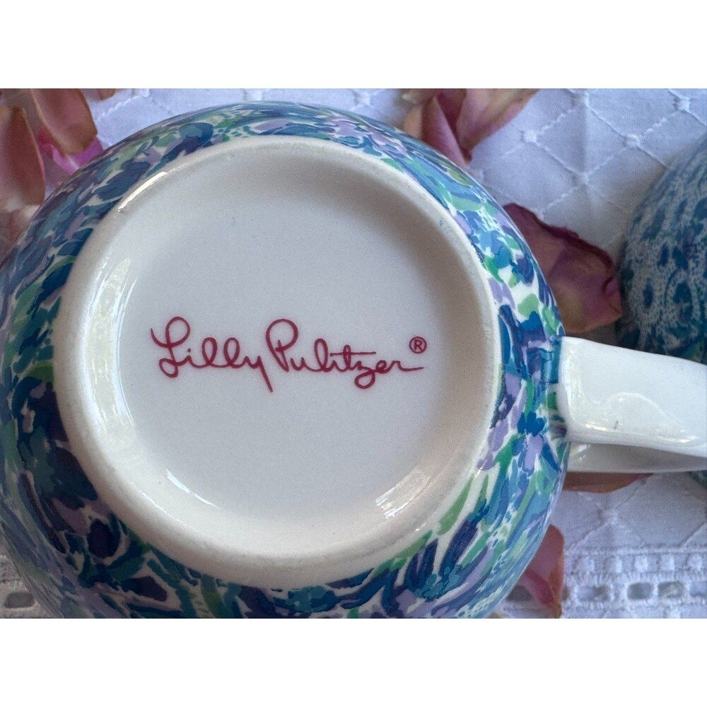 Lilly Pulitzer Set 2 Mugs Blue Green Floral Tropical Print Preppy Coastal Cups - Picture 10 of 16